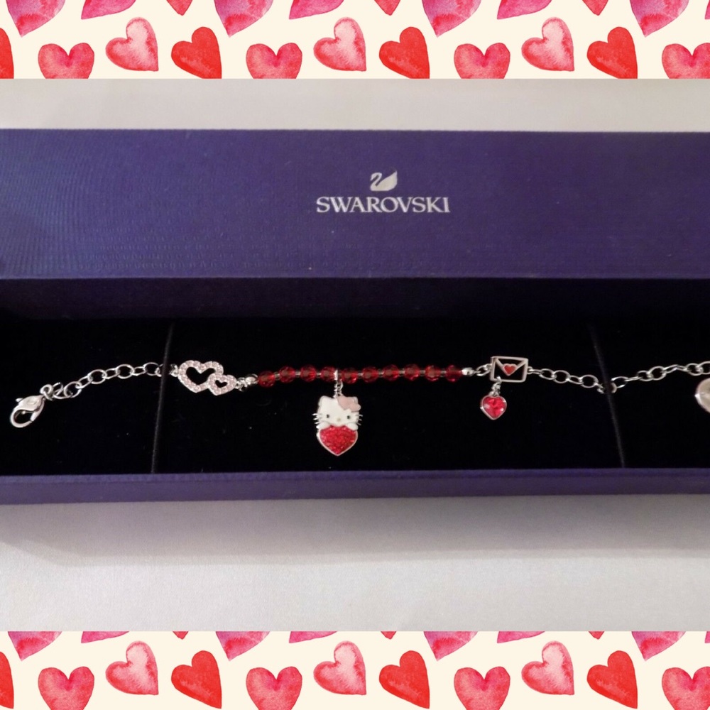RARE Swarovski Hello Kitty LOVE VALENTINE Bracelet